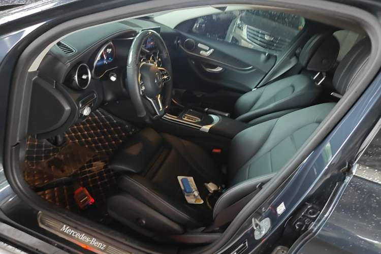 Used Mercedes-Benz C-Class 2019 Restyled C 260 L Sport Edition Left Front Seat