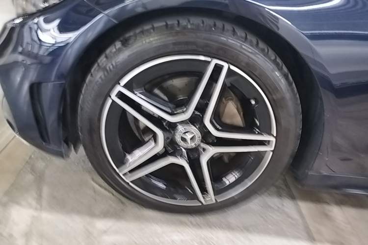 Used Mercedes-Benz C-Class 2019 C 260 Coupe Left Front Wheel Hub