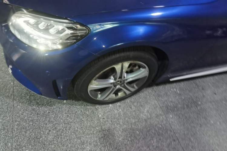 Used Mercedes-Benz C-Class 2019 Restyled C 260 L Sport Edition Left Front Wheel Hub