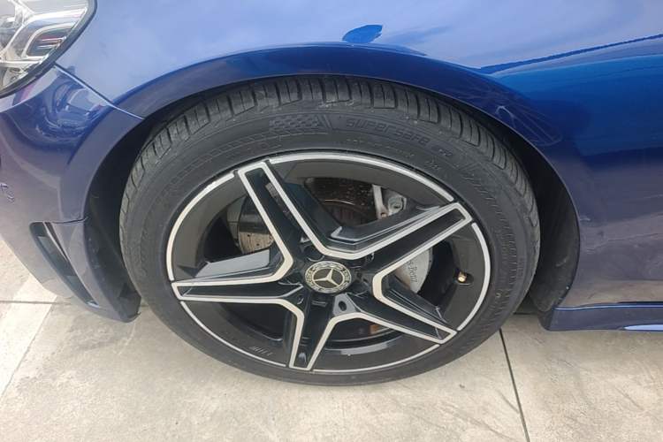 Used Mercedes-Benz C-Class 2019 C 260 Coupe Left Front Wheel Hub