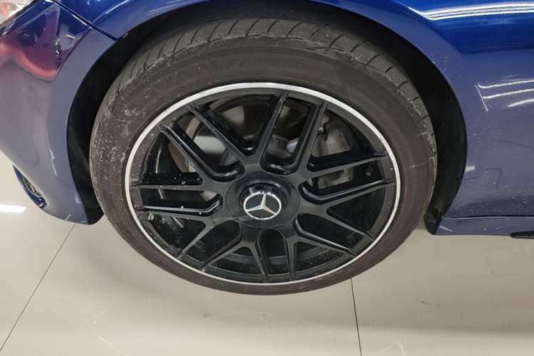 Used Mercedes-Benz C-Class 2019 C 260 L Sport Edition Left Front Wheel Hub