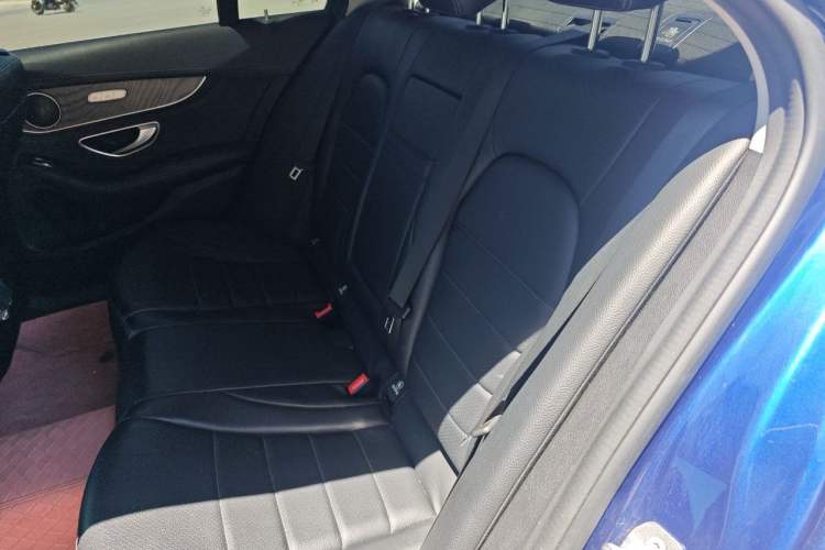 Used Mercedes-Benz C-Class 2019 C 180 L Fashion Edition Sport Version Left Rear Seat