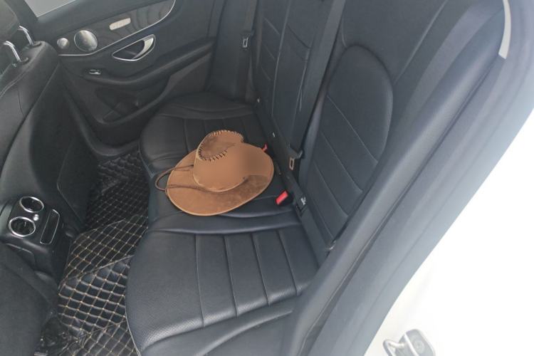 Used Mercedes-Benz C-Class 2019 C 180 L Fashion Edition Sport Version Left Rear Seat