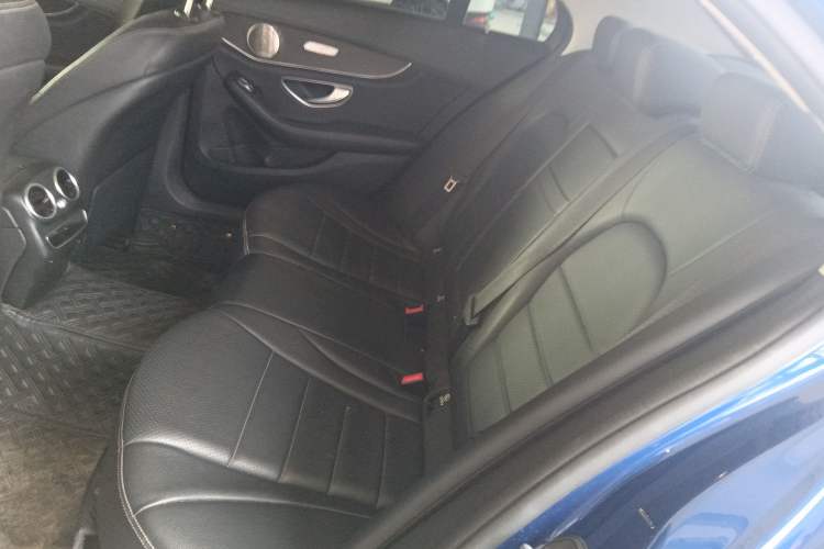 Used Mercedes-Benz C-Class 2019 C 180 L Fashion Edition Sport Version Left Rear Seat