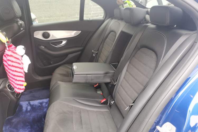 Used Mercedes-Benz C-Class 2019 C 260 Sport Edition 4MATIC Left Rear Seat
