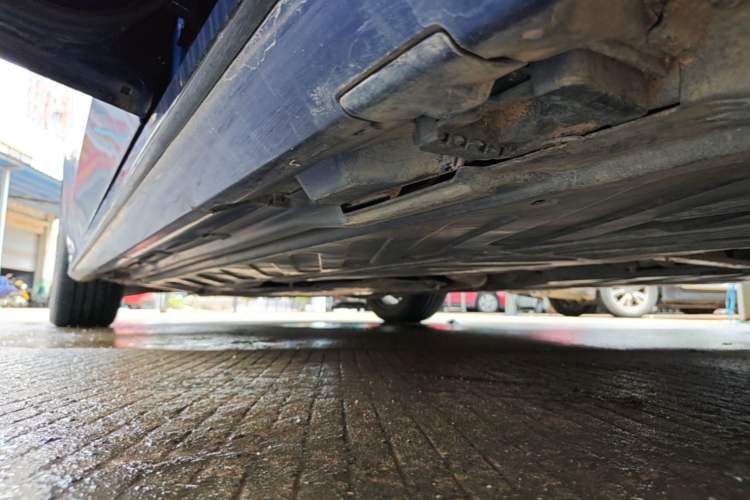 Used Mercedes-Benz C-Class 2019 C 260 Sport Edition Left Side Sill