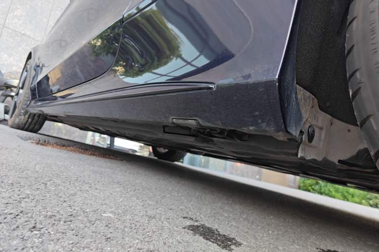 Used Mercedes-Benz C-Class 2019 C 260 Coupe Left Side Sill