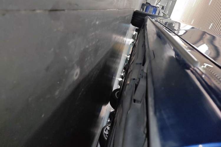 Used Mercedes-Benz C-Class 2019 C 180 L Fashion Edition Sport Version Left Side Sill