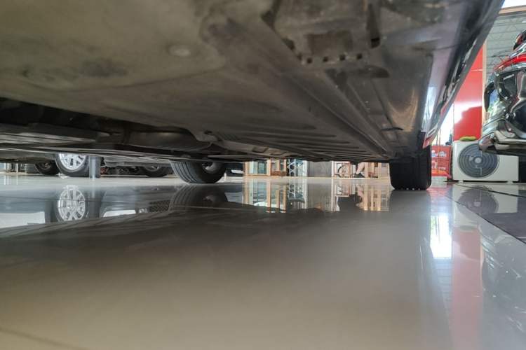 Used Mercedes-Benz C-Class 2019 Restyled C 260 L Sport Edition Left Side Sill