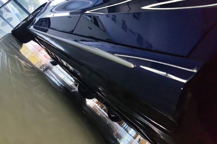 Used Mercedes-Benz C-Class 2019 Restyled C 260 L Sport Edition Left Side Sill