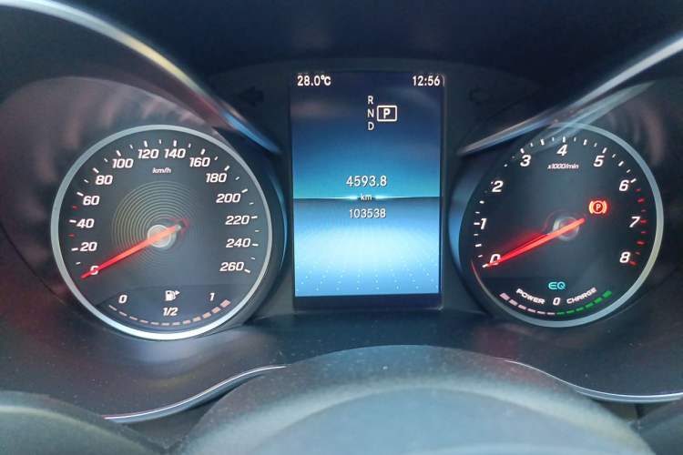 Used Mercedes-Benz C-Class 2019 C 260 Sport Edition Odometer Close Up
