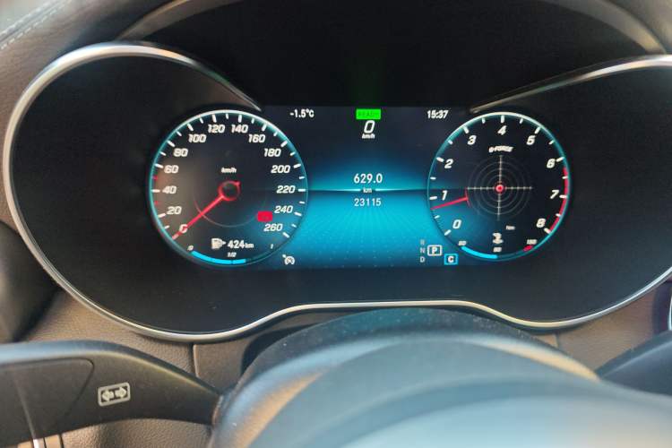 Used Mercedes-Benz C-Class 2019 C 260 Coupe Odometer Close Up