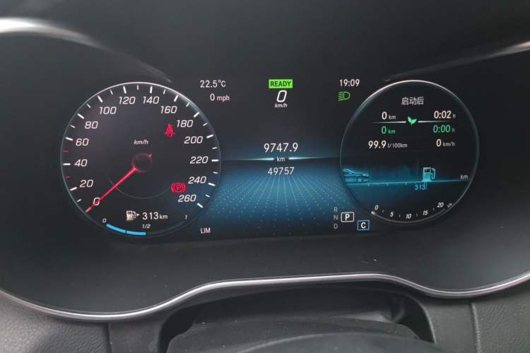 Used Mercedes-Benz C-Class 2019 Restyled C 260 L Sport Edition Odometer Close Up