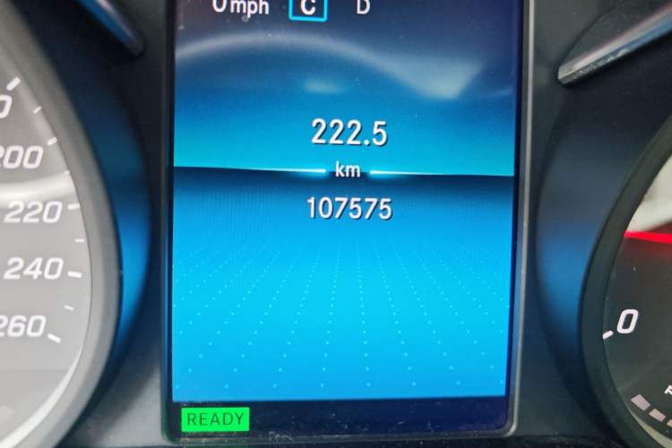 Used Mercedes-Benz C-Class 2019 C 260 L Sport Edition Odometer Close Up
