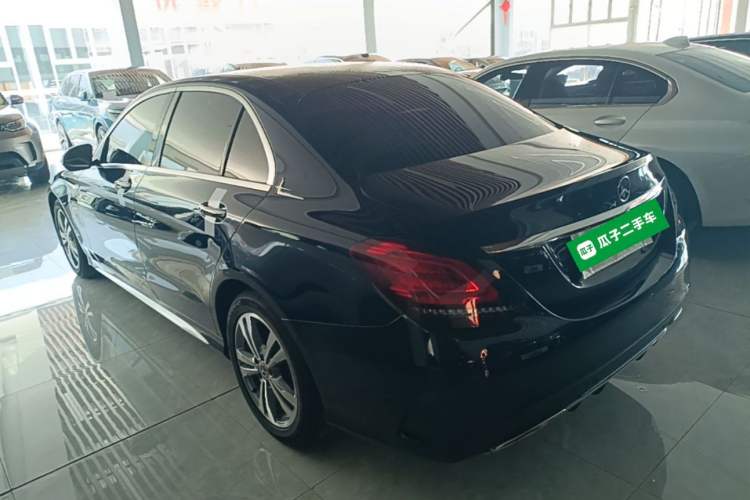 Used Mercedes-Benz C-Class 2019 C 180 L Fashion Edition Sport Version Rear Left 45 Deg