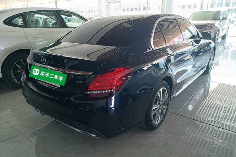 Used Mercedes-Benz C-Class 2019 C 180 L Fashion Edition Sport Version Rear Right 45 Deg