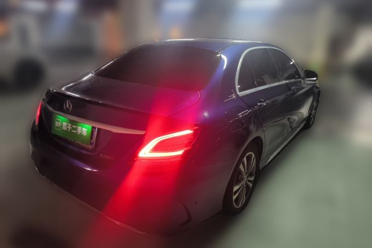 Used Mercedes-Benz C-Class 2019 C 180 L Fashion Edition Sport Version Rear Right 45 Deg