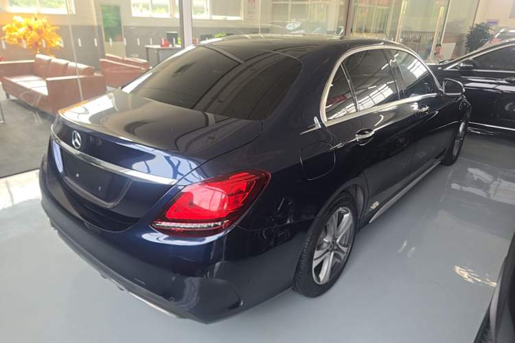 Used Mercedes-Benz C-Class 2019 Restyled C 260 L Sport Edition Rear Right 45 Deg
