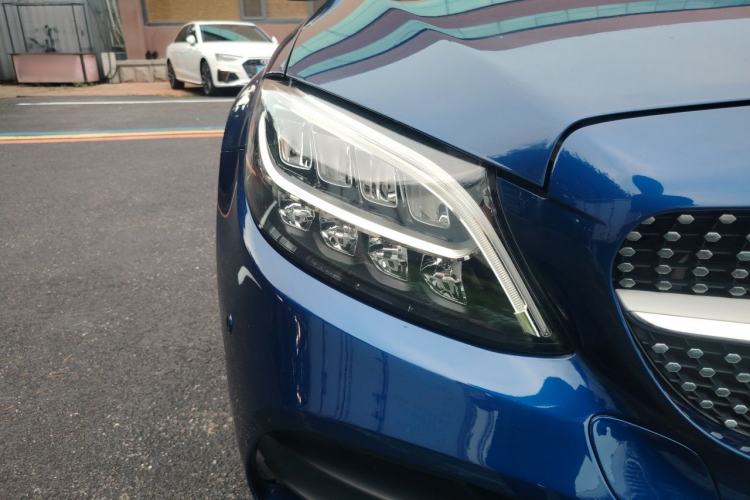 Used Mercedes-Benz C-Class 2019 Restyled C 260 L Sport Edition Right Front Headlight