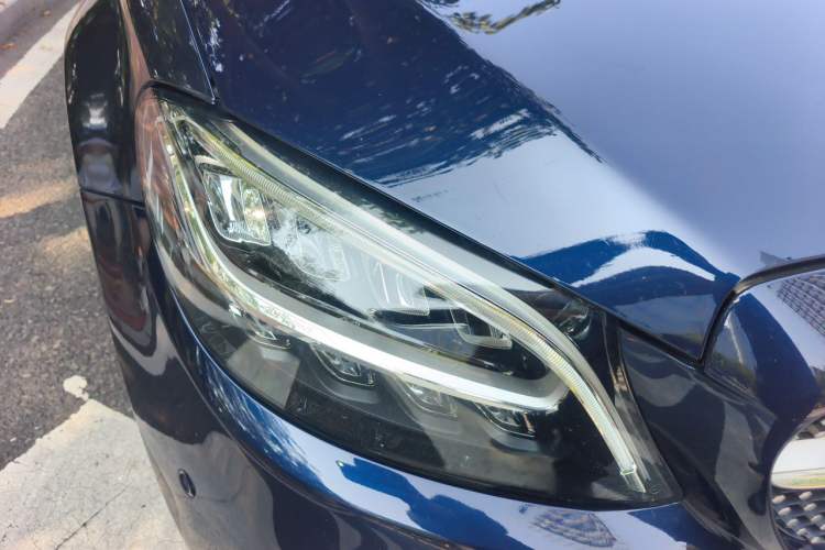 Used Mercedes-Benz C-Class 2019 Restyled C 260 L Sport Edition Right Front Headlight