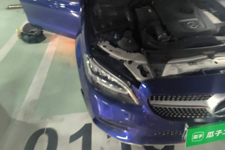 Used Mercedes-Benz C-Class 2019 C 180 L Fashion Edition Sport Version Right Front Headlight
