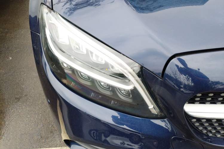 Used Mercedes-Benz C-Class 2019 Restyled C 260 L Sport Edition Right Front Headlight