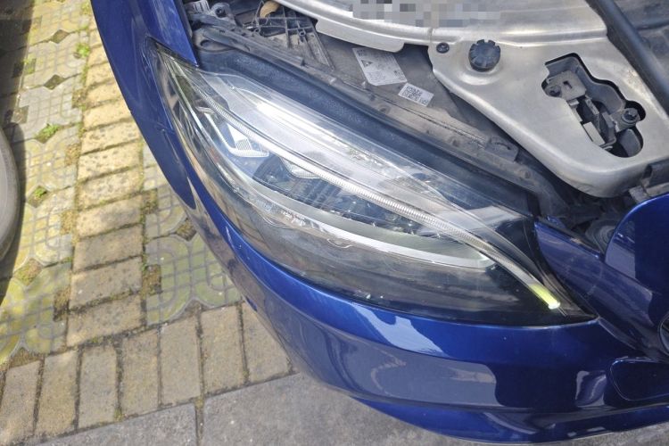 Used Mercedes-Benz C-Class 2019 C 260 L Sport Edition Right Front Headlight
