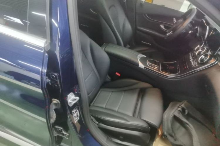 Used Mercedes-Benz C-Class 2019 C 180 L Fashion Edition Sport Version Right Front Seat