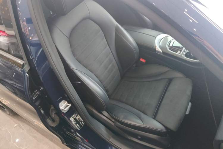 Used Mercedes-Benz C-Class 2019 C 260 Sport Edition Right Front Seat