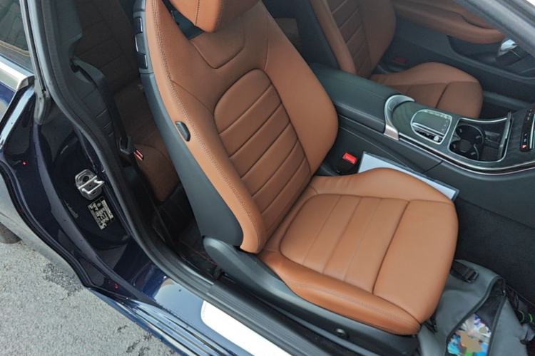 Used Mercedes-Benz C-Class 2019 C 260 Coupe Right Front Seat