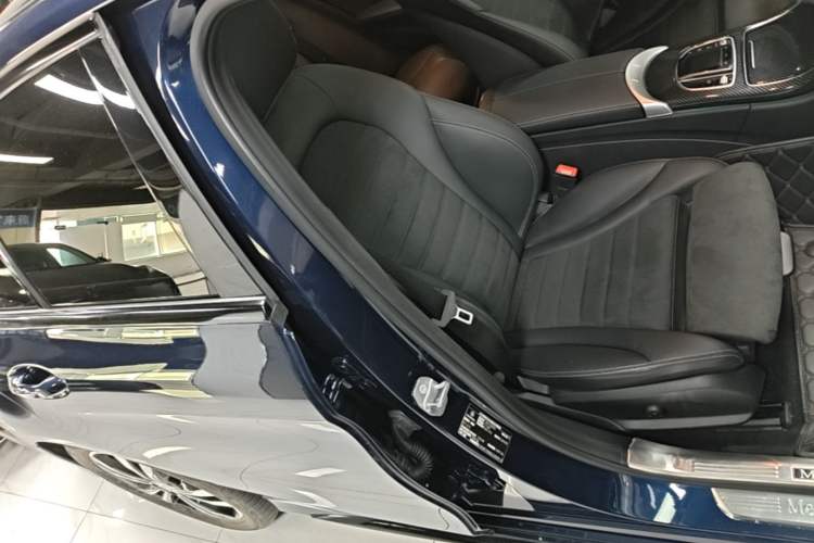 Used Mercedes-Benz C-Class 2019 C 260 Sport Edition Right Front Seat