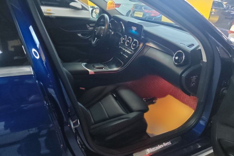 Used Mercedes-Benz C-Class 2019 C 260 L Sport Edition Right Front Seat