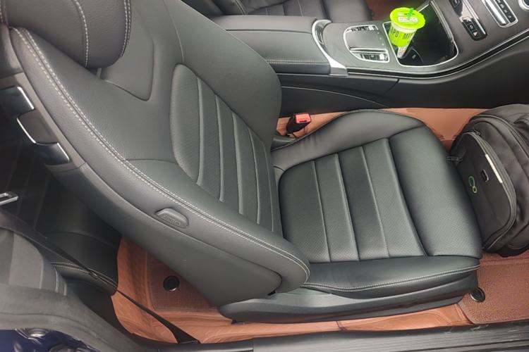 Used Mercedes-Benz C-Class 2019 C 260 Coupe Right Front Seat