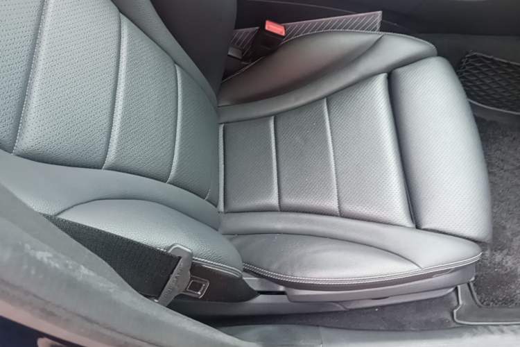 Used Mercedes-Benz C-Class 2019 C 260 Estate Right Front Seat