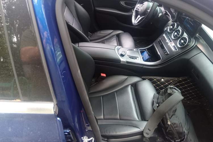Used Mercedes-Benz C-Class 2019 Restyled C 260 L Sport Edition Right Front Seat
