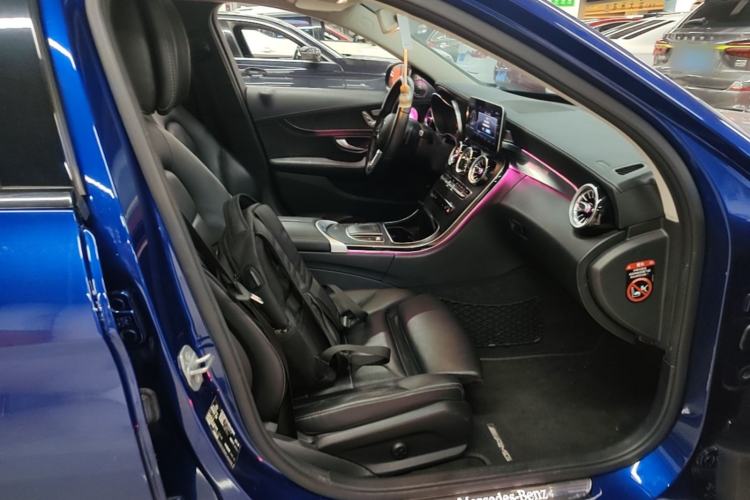 Used Mercedes-Benz C-Class 2019 C 260 L Sport Edition Right Front Seat