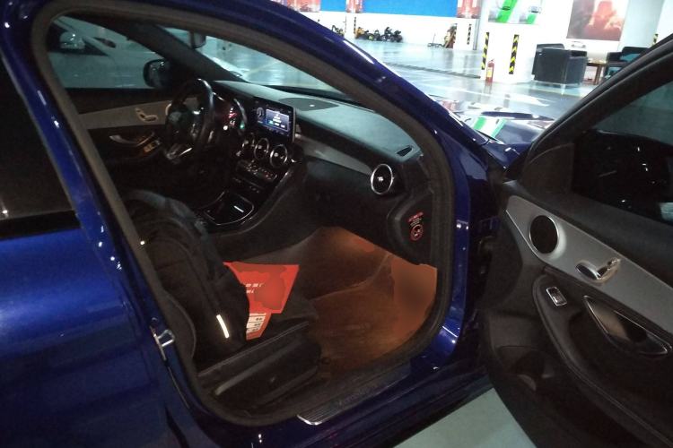 Used Mercedes-Benz C-Class 2019 C 260 Sport Edition Right Front Seat