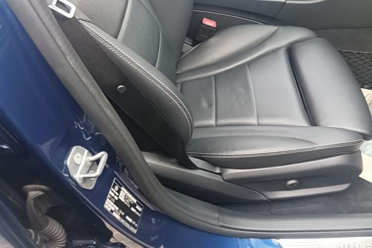 Used Mercedes-Benz C-Class 2019 Restyled C 260 L Sport Edition Right Front Seat