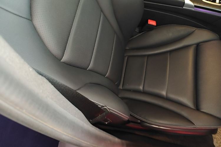 Used Mercedes-Benz C-Class 2019 C 260 L Sport Edition Right Front Seat