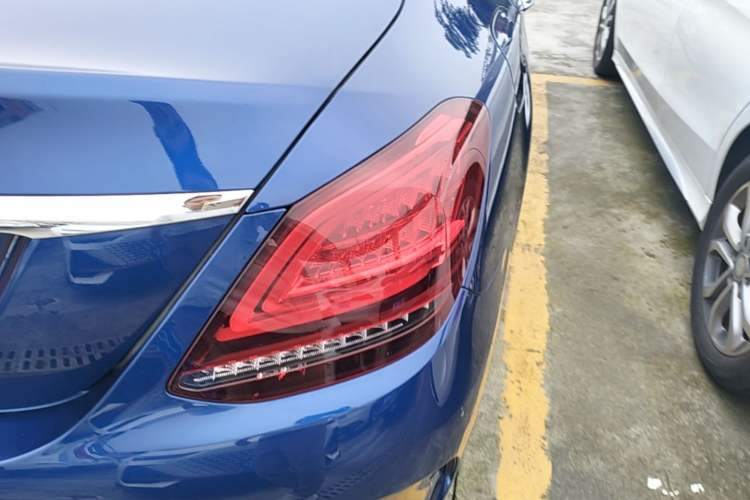 Used Mercedes-Benz C-Class 2019 Restyled C 260 L Sport Edition Right Rear Taillight