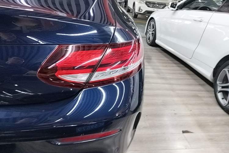 Used Mercedes-Benz C-Class 2019 C 260 Coupe Right Rear Taillight