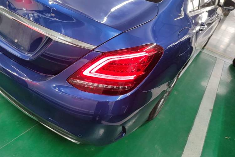 Used Mercedes-Benz C-Class 2019 C 180 L Fashion Edition Sport Version Right Rear Taillight