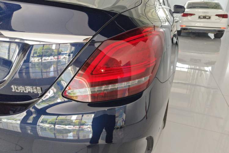 Used Mercedes-Benz C-Class 2019 Restyled C 260 L Sport Edition Right Rear Taillight