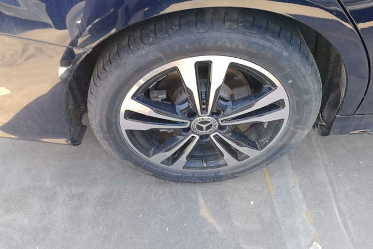 Used Mercedes-Benz C-Class 2019 C 260 Sport Edition Right Rear Wheel Hub