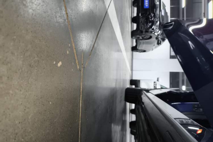 Used Mercedes-Benz C-Class 2019 C 260 L Sport Edition Right Side Sill