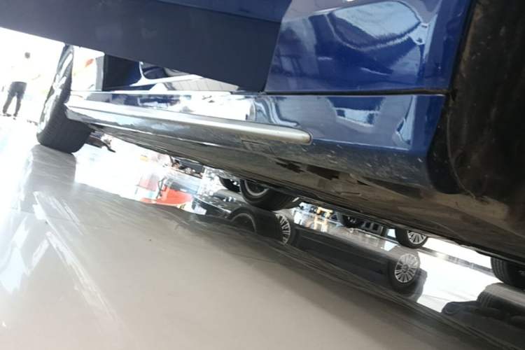 Used Mercedes-Benz C-Class 2019 C 180 L Fashion Edition Sport Version Right Side Sill