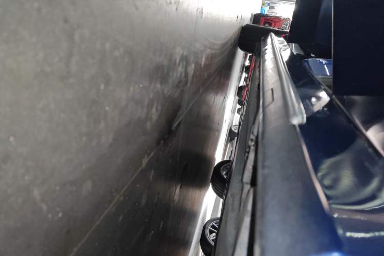Used Mercedes-Benz C-Class 2019 C 180 L Fashion Edition Sport Version Right Side Sill