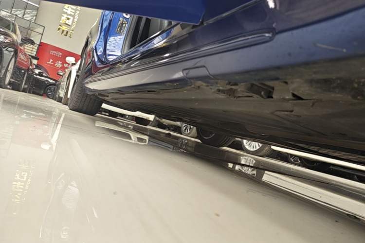 Used Mercedes-Benz C-Class 2019 C 260 Coupe Right Side Sill