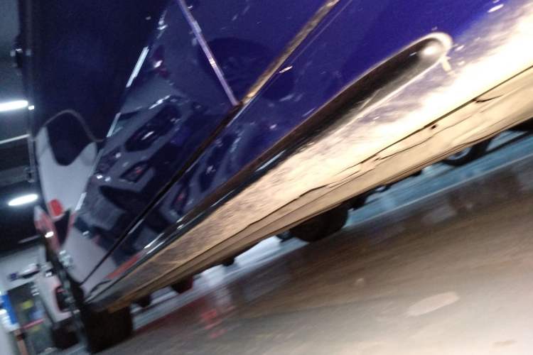 Used Mercedes-Benz C-Class 2019 C 260 Sport Edition Right Side Sill
