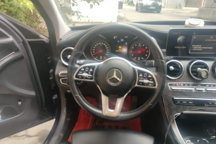 Used Mercedes-Benz C-Class 2019 C 180 L Fashion Edition Sport Version Steering Wheel